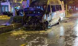 Didim'de dolmuş alevler içinde kaldı