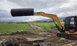 Yenipazar’da yağış sonrası yol bakım ve parke çalışmaları sürüyor