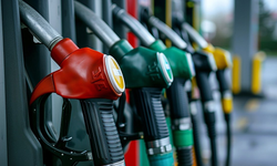Sürücülere müjde! Motorin ve benzine yeniden indirim geliyor