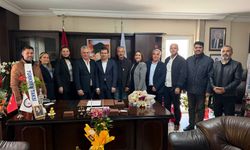 AK Parti yönetiminden Başkan Turan'a ziyaret