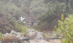 Araç şarampole uçtu: 1 kişi öldü, 4 kişi yaralandı