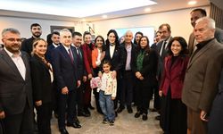 Aydın AK Parti’de bayramlaşma: Çerçioğlu ilke tanıklık etti