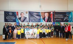 Aydın protokolünden dostluk maçı