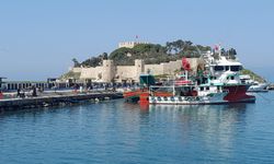 Kuşadası’nda baharın en güzel adresi: Güvercinada Kalesi