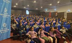 Başkan Çerçioğlu, İncirliova’da çocukları tiyatro ile buluşturdu