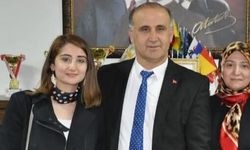 Başkan Kaya'nın kızından sert çıkış, "Siyaset arenasının zavallı dinazorları"