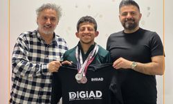 Didimli özel sporcunun milli başarısına DİGİAD ve DİYED’ten destek