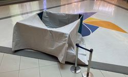 AVM’de esrarengiz ölüm