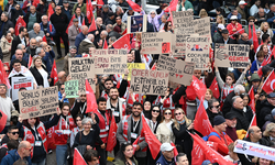 Kuşadası'nda Ömer Günel'e büyük destek