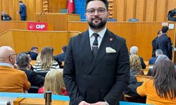 CHP’li Madenci’den Kendirlioğlu’na tepki: “Ramazan’da gülmek orucu bozmaz!”