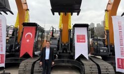 Koçarlı’ya kamyonetin ardından hibe kepçe