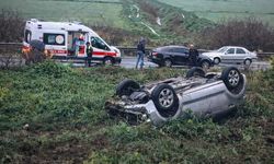 Aydın'da korkutan kaza: Yoldan çıkan araç ters döndü