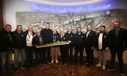 Kuşadası Fenerbahçeliler'den Başkan Saran'a ziyaret