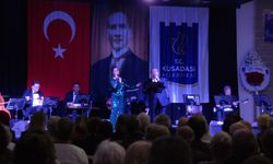 Kuşadası'nda notalar 'Kadınlar' için yükseldi