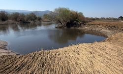 Menderes patlayınca İncirliova’da devasa çukur oluşmuş