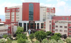 Aydın’da şok iddia: Bağırsağı delinen genç taburcu edildi