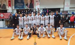 Zirve Voleybol, başarıdan başarıya koşuyor
