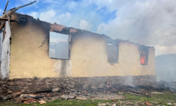 Sobadan çıkan yangında yaşlı kadın hayatını kaybetti