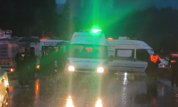 Karayolunda işçileri taşıyan minibüs ile beton mikseri çarpıştı: 7 ölü, 7 yaralı