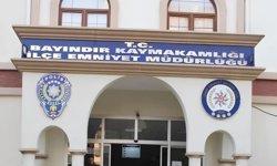 Operasyona giden 3 polis bıçaklandı