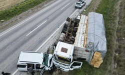 Tanker ile çarpıştı! Aydınlı şoförler ölümden döndü