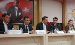 AK Parti 'Birlik ve beraberlik' mesajını Kuşadası'ndan verdi