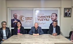 AK Parti İncirliova’da yeni yönetim toplandı