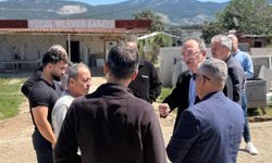 AK Partili Vela, yol yapım çalışmasını yerinde inceledi