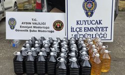 Kuyucak'ta 280 litre kaçak içki ele geçirildi