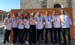 Aydın'ın gururu Akademisyen Dr. Sezgin 'Altın Şah' yolunda