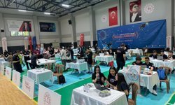 Gençler kodladı, robotlar yarıştı: Koçarlı’da büyük gün