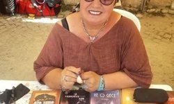 Kitapla gelen gönül zenginliği; Yazar’dan örnek davranış