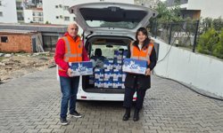 Kuşadası Belediyesi'nin çocuklara süt desteği sürüyor