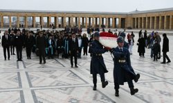 Nazilli, Ata'nın huzurunda :Turanlı öğrencilerden anlamlı ziyaret