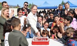 Nazilli’de 23 Nisan coşkusu uçurtma şenliğiyle başladı