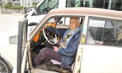 Necdet ustanın Anadol sevdası : Huzurevine yerleşti ama aracından vazgeçmedi