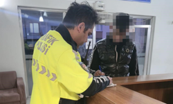 Küçük kıza çarpan sürücü arkasına bakmadan kaçtı