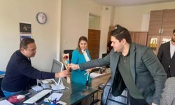 Ülkü Ocakları Aydın, öğretmen ve öğrencilerin yanında