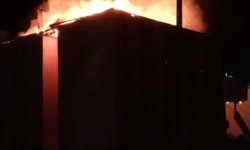 Nazilli Fen Lisesi’nde yangın: Çok sayıda ekip sevk edildi