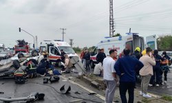 Aydın'da takla atan otomobil ters döndü: 2’si çocuk 5 yaralı