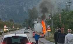 Trafikte dehşet anlar: Cayır cayır yandı