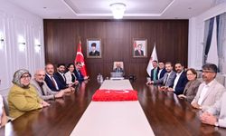 AK Parti’den Vali Varol’a ‘hayırlı olsun’ ziyareti