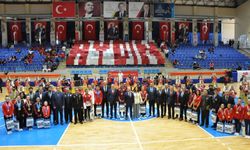 Aydın’da gençlerden unutulmaz 19 Mayıs gösterisi