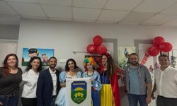 Başak Koleji mezunlarından minik yüreklere moral şenliği