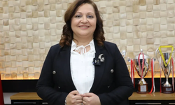 Burcu Köksal açtı ağzını yumdu gözünü