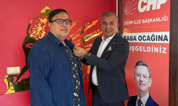 CHP Didim ailesi büyüyor: yeni üyelere rozetleri takıldı