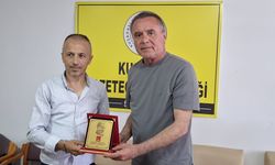 CHP Kuşadası İlçe Başkanı Gürbilek’ten Gazeteciler Derneği’ne ziyaret