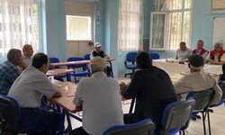 Denizköy’de hayvan sağlığı ve zeytin zararlıları masaya yatırıldı