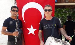 Ekmek teknesini kaybetti, üzüntüye boğuldu
