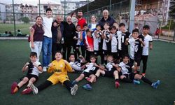 Germencik Belediyespor U11 Takımı namağlup şampiyon oldu